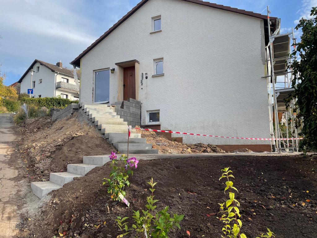 Ferienhaus Kellerwald Neues, modernes Haus mit Garten und Treppe in Deutschland Ferienhaus Edersee