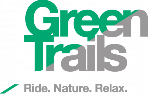 Ferienhaus Kellerwald Logo von GreenTrails mit dem Slogan Ride. Nature. Relax. Ferienhaus Edersee, Starke Partnerschaft für Ihr Bike