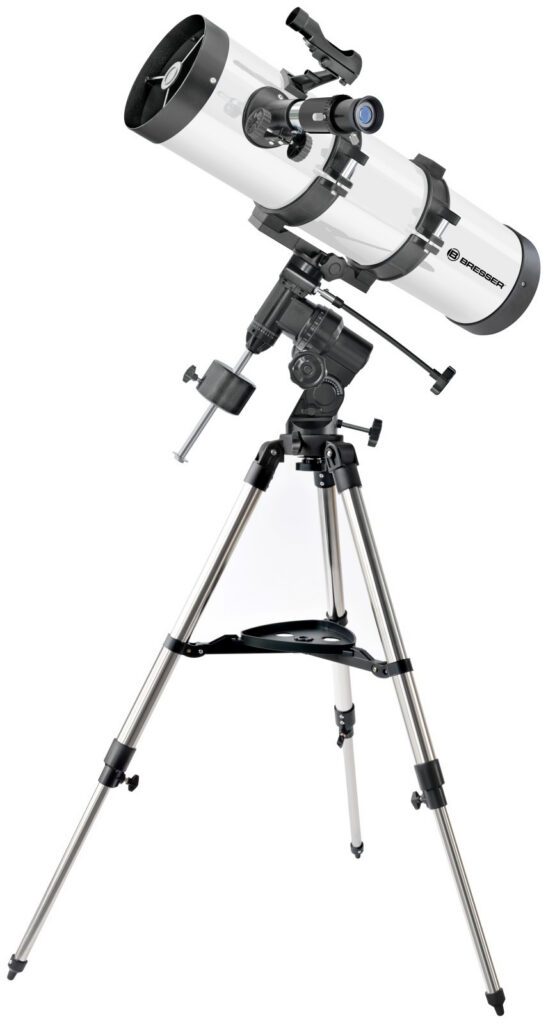 A telescope for stargazing in the Kellerwald-Edersee Dark Sky Park